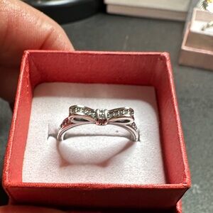 Elegant Silver Bow Ring